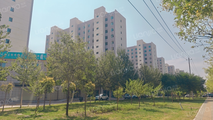 经纬印象小区外景图