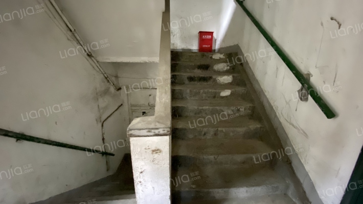 控江路641号外景图