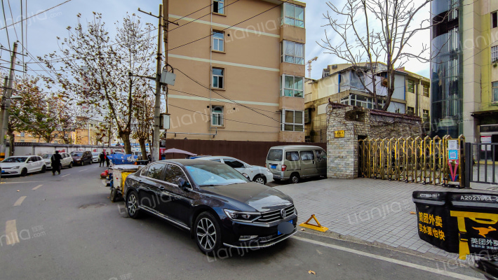 南小巷安置楼外景图