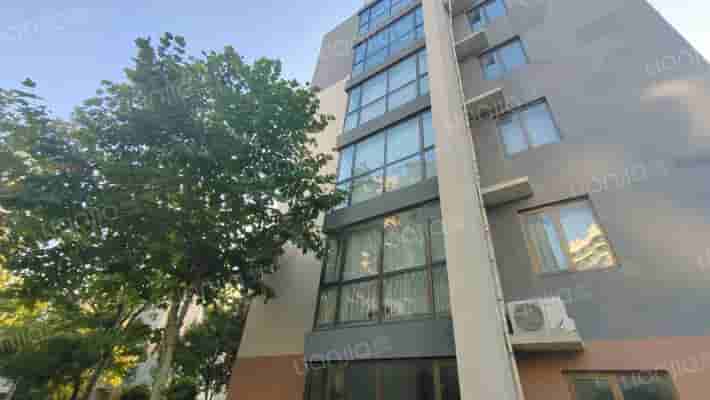 湖光豪景外景图