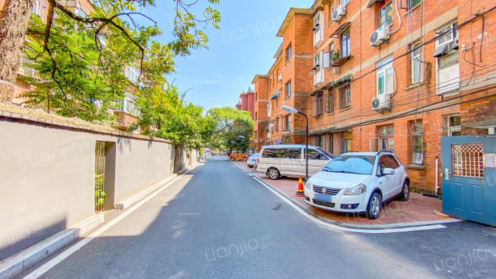 合肥工业大学西村外景图