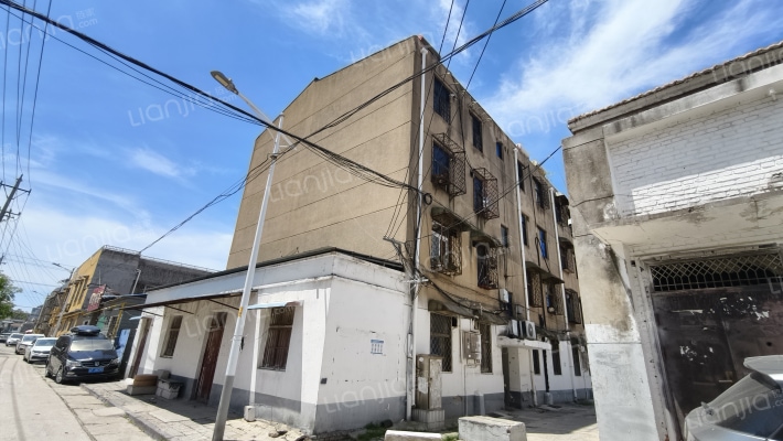 百货公司宿舍外景图