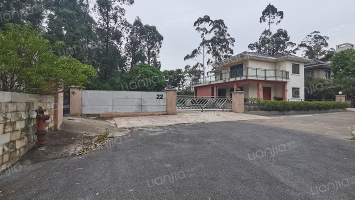 翠屏山庄外景图