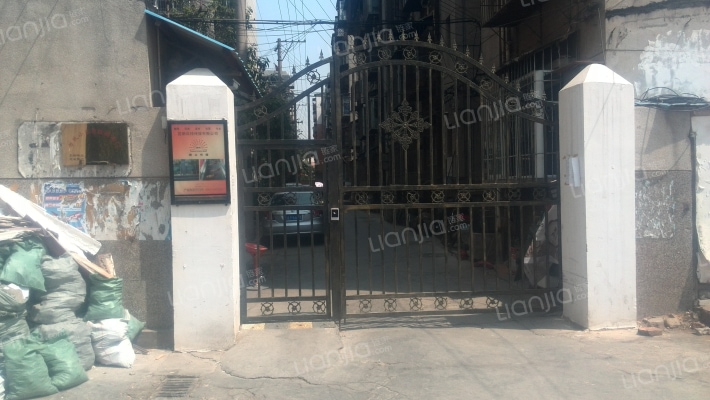 大树营市政小区外景图