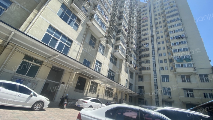 汇龙大厦外景图