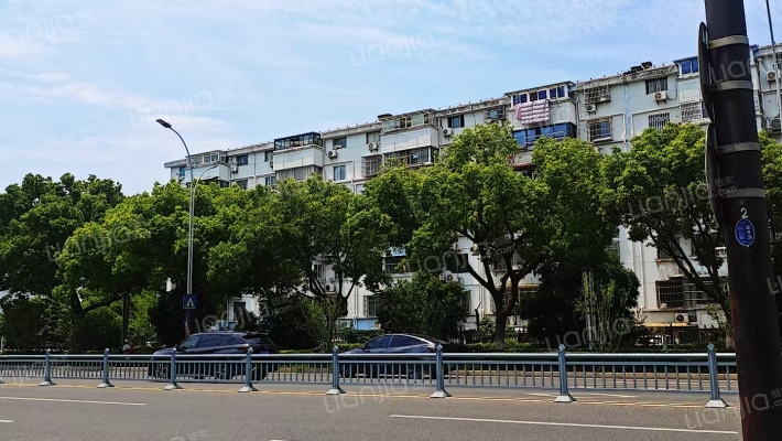 新狮新苑西区外景图