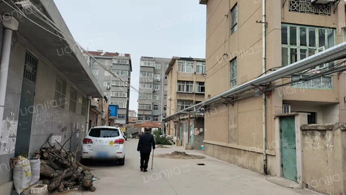 绣花厂宿舍外景图