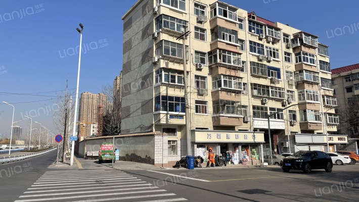 光明路51号回收公司宿舍外景图