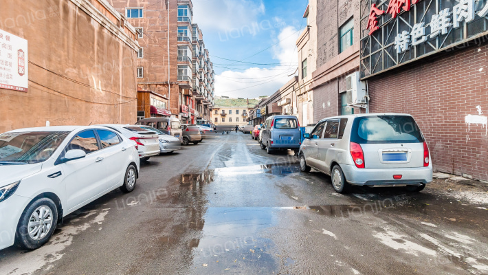 平房法院家属楼外景图