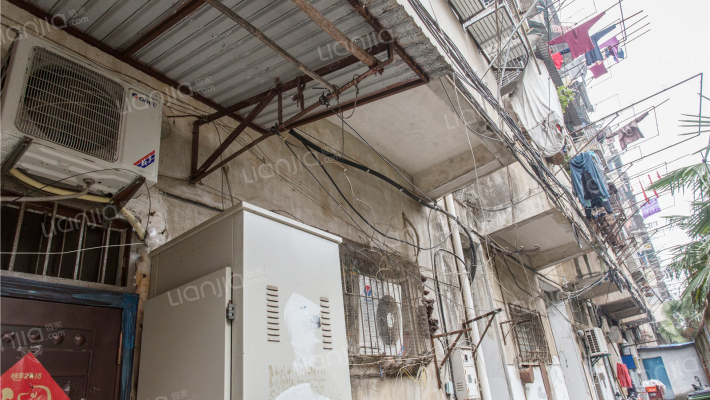 人民路机床厂宿舍外景图