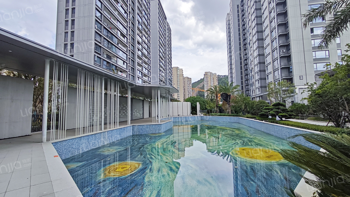 府东御峯外景图