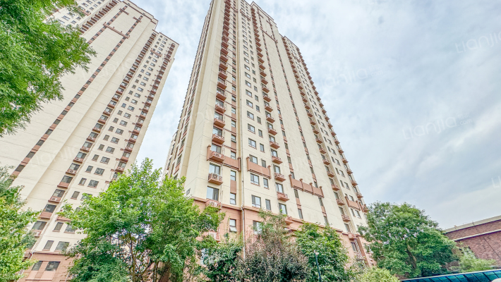 剑桥府邸外景图