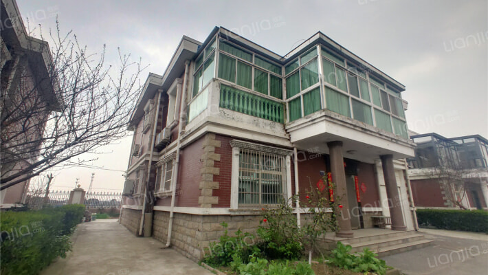 豪得别墅外景图