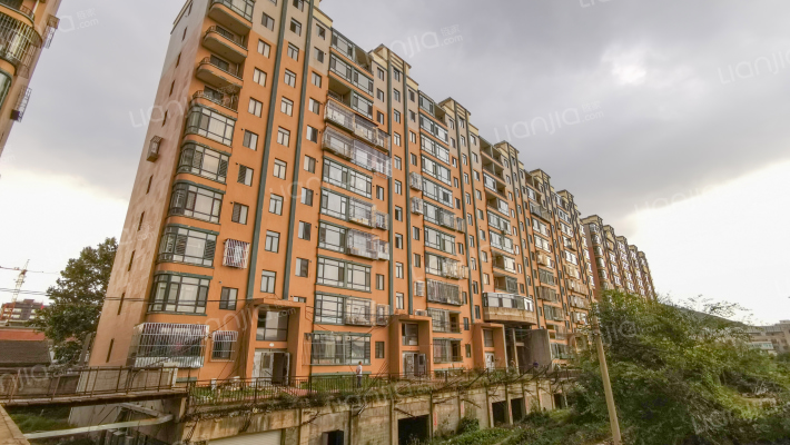 城市花园外景图