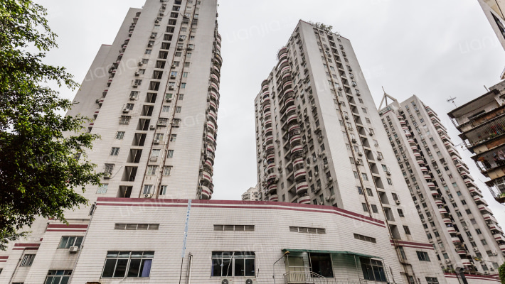 集浩花园外景图