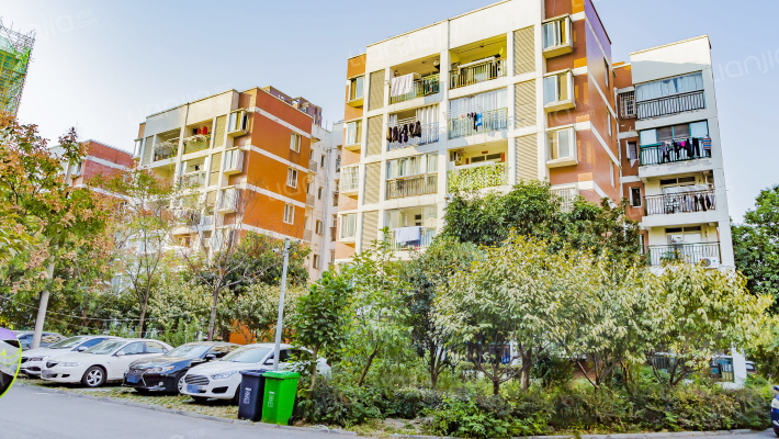 莲花小区外景图