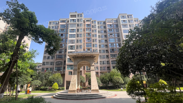 蜀镇御景湖外景图