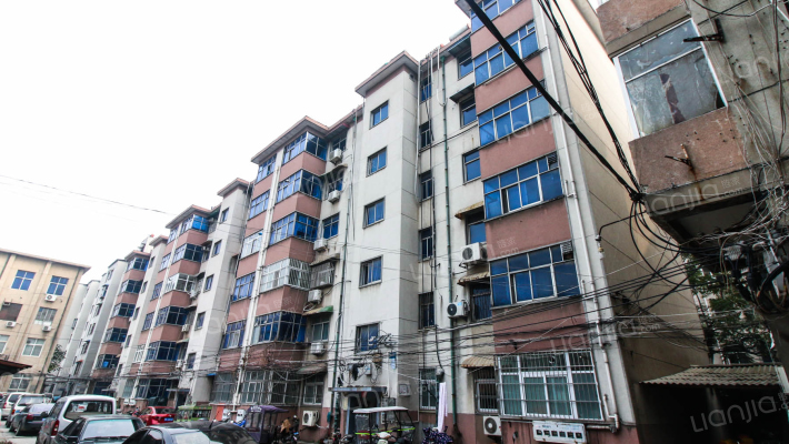 许昌市农行职工住宅楼外景图