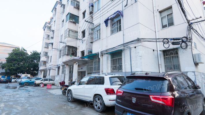 东新南路313号外景图