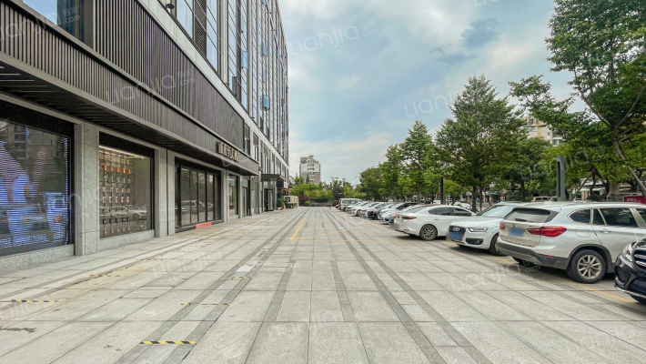 堇里商座外景图