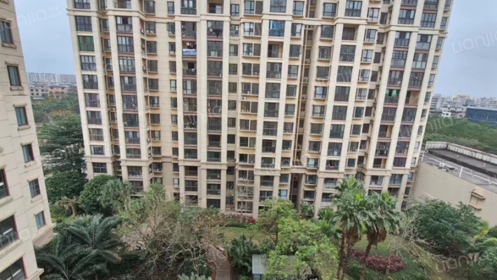 海南绿地城璟园外景图