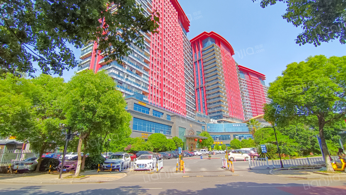 世贸白金公馆外景图