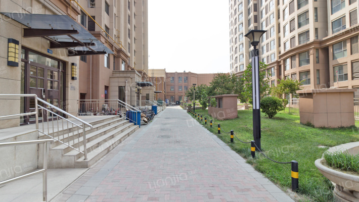 狮城佰俪外景图