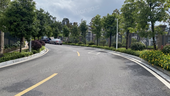 世博生态城蓝湖邻里外景图