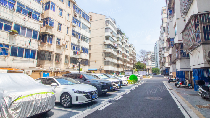 黄山小区外景图