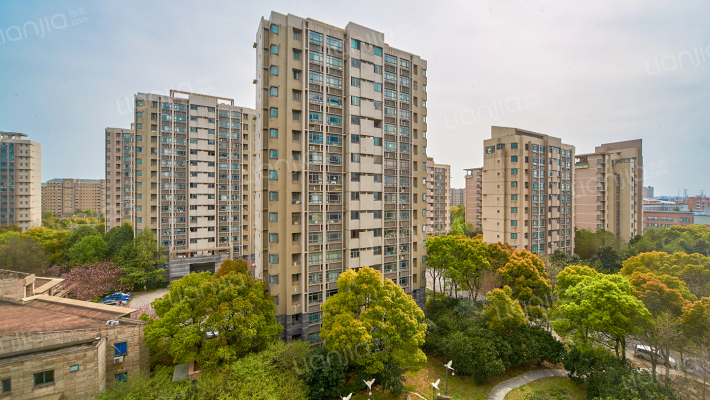 上海湯臣豪園二期房價怎麼樣湯臣豪園二期房源戶型圖小區車位交通地址