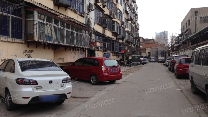 丝绸厂宿舍外景图