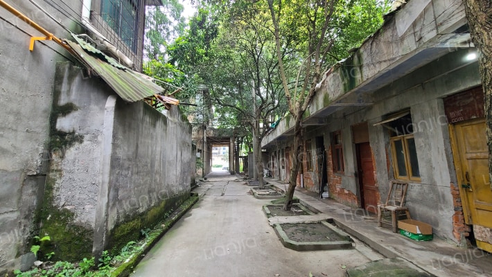 成灌西路38号外景图