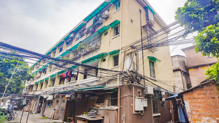 新港中路外景图