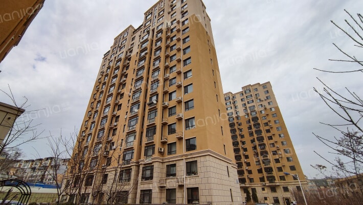 骏达绅士花园外景图