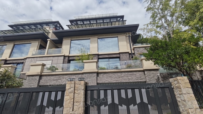 长房平和墅外景图