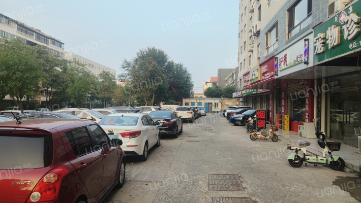 秀岭居小区外景图