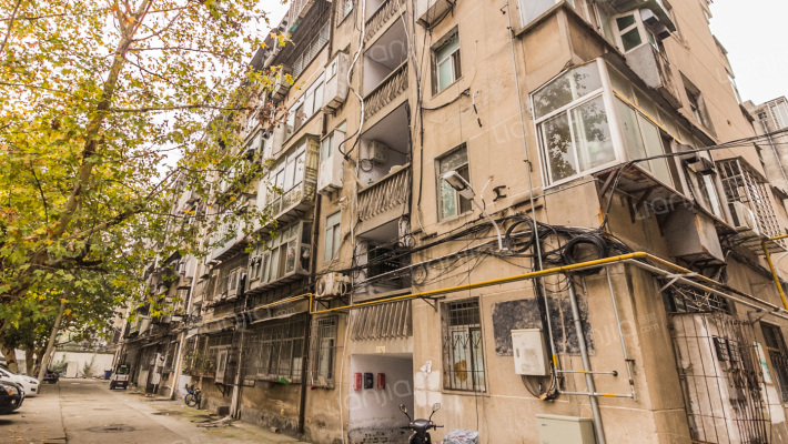 中心医院庞公家属院外景图