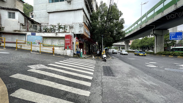 花溪大道北段290号外景图