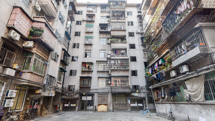 荔湾路92号大院外景图