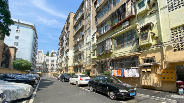 悦心苑小区外景图