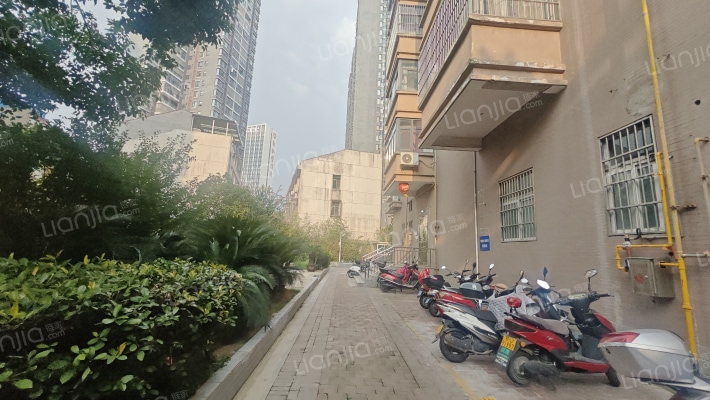 艳阳御澜岸外景图