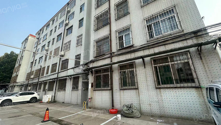 奎文卫生局宿舍外景图