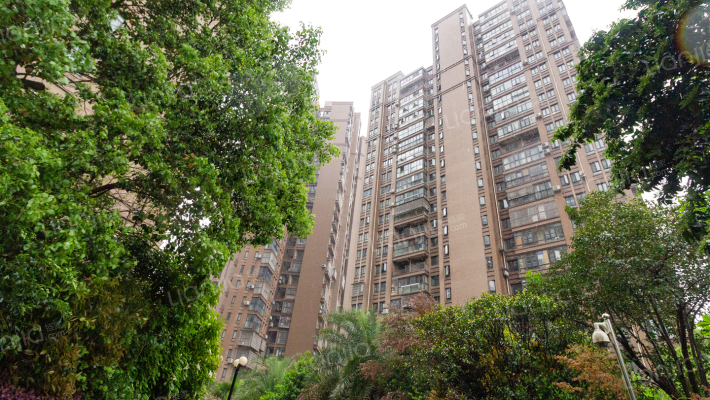 山水誉峰外景图