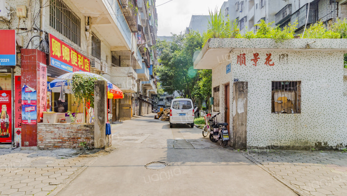 顺景花園外景图