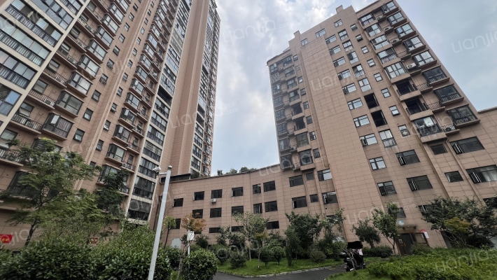 金泰时代小区外景图