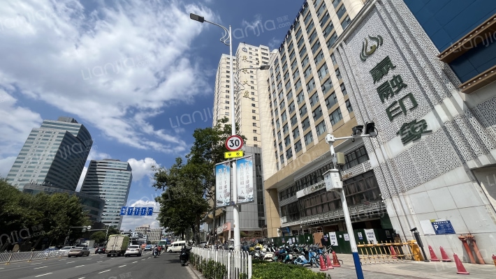 东来大厦外景图