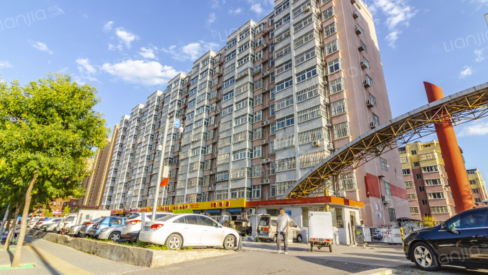 奥富斯小区外景图