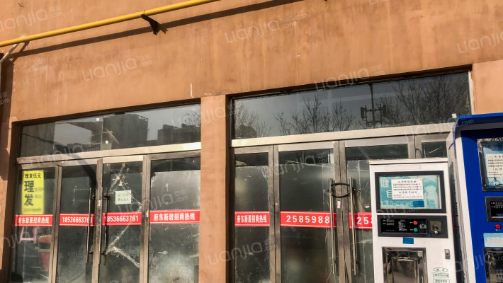 府东新居外景图