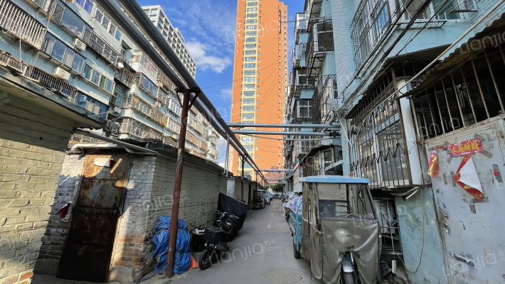 农林路51号院外景图