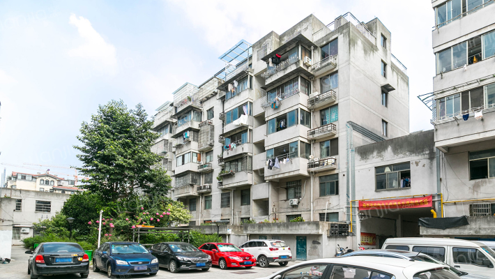 世纪广场西区外景图